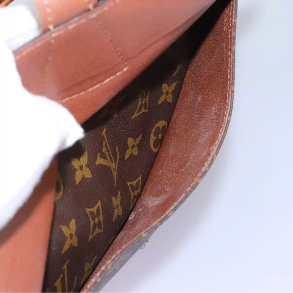 Authentic LV Jeune Fille Crossbody Monogram - Picture 14 of 15